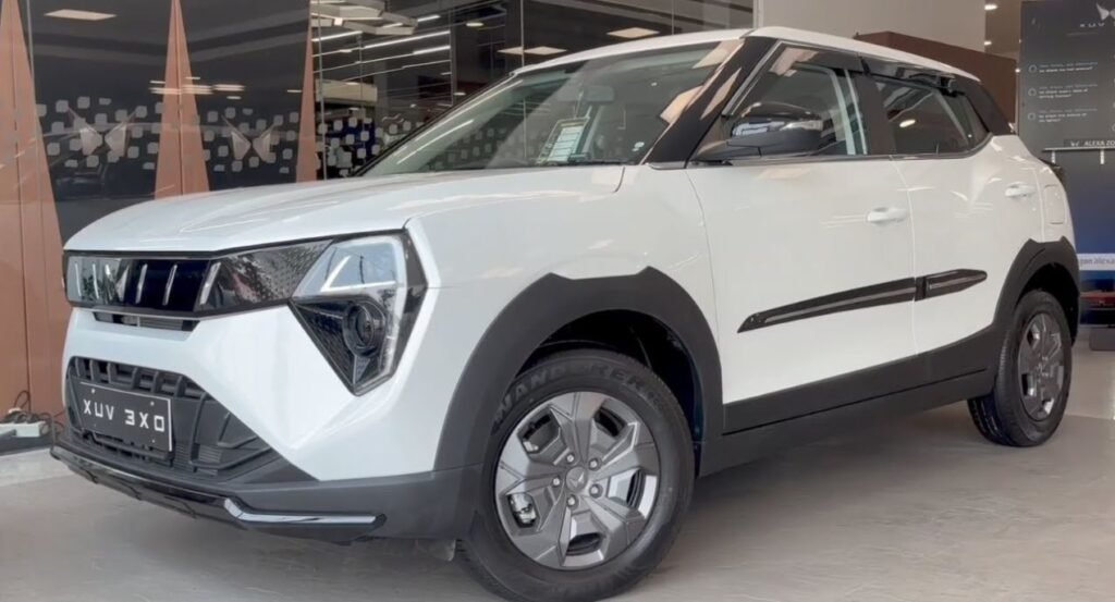 Mahindra XUV 3XO